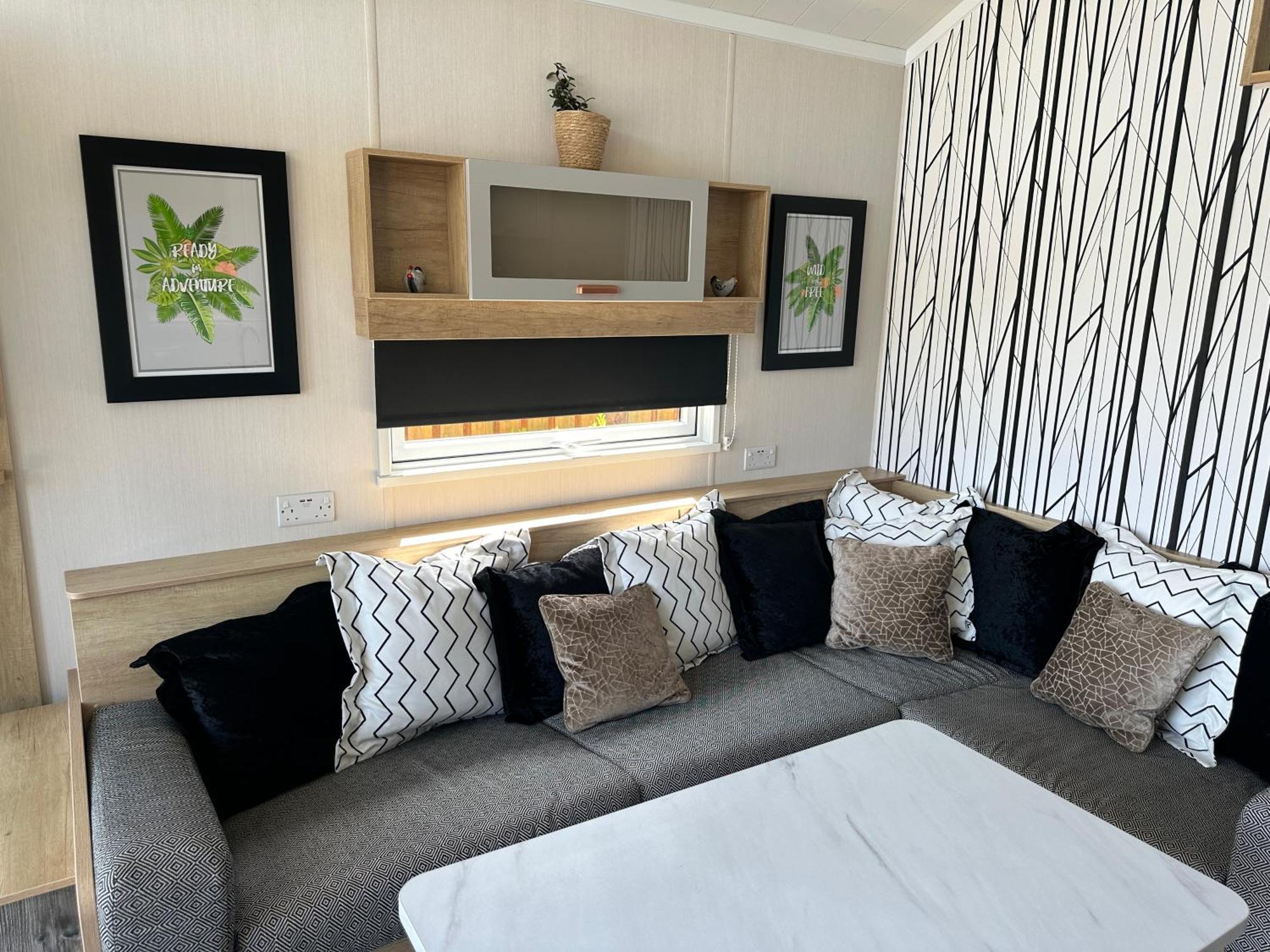 The Pods At Haulfryn Caravan Park Whitford Екстер'єр фото